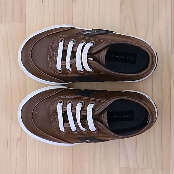 Tommy Hilfiger Dark Brown Dennis Low Stipe-T Boy Loafers Slip-On Size 8 - Picture 4 of 6